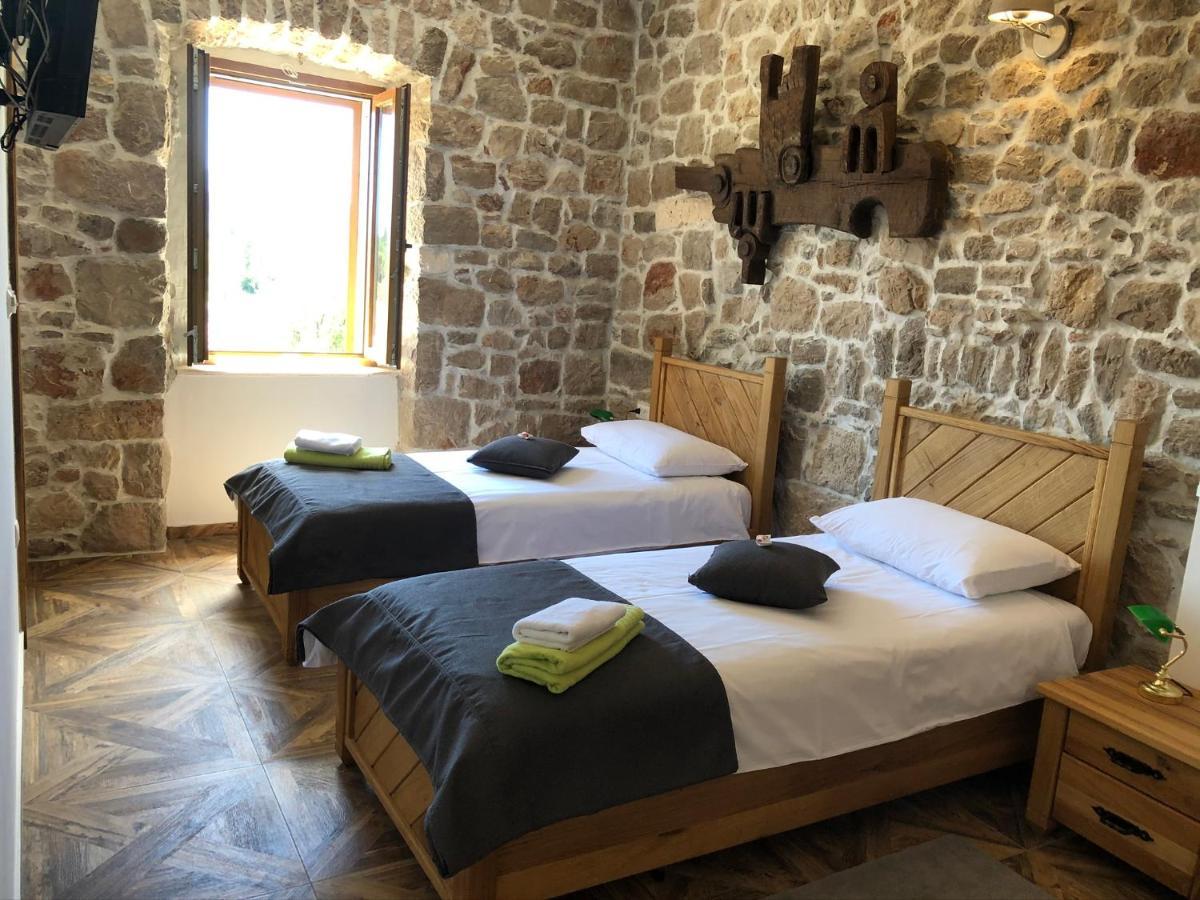 Bed&Breakfast Agroturizam Antunovic Kuna Peljeska Exterior photo